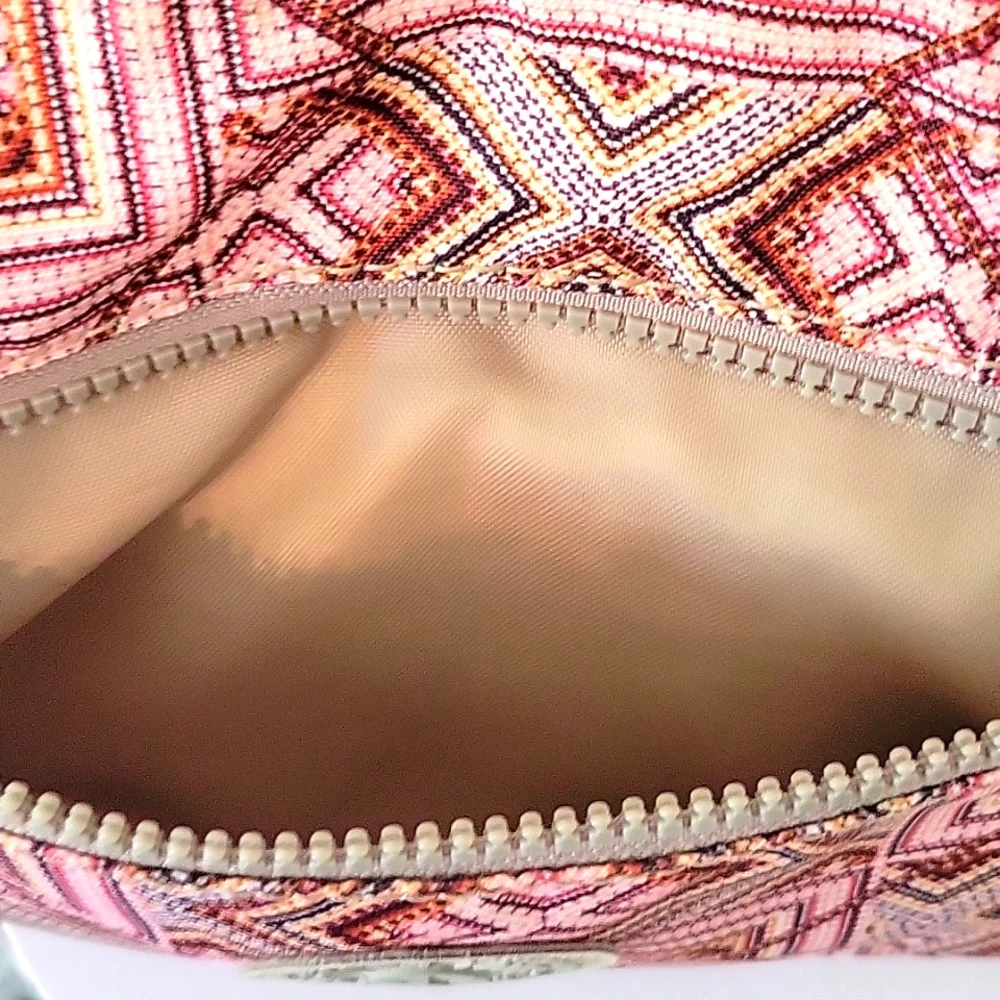 Kipling Geometric Patterned Pink and Gray Bag - Picture 7 of 9